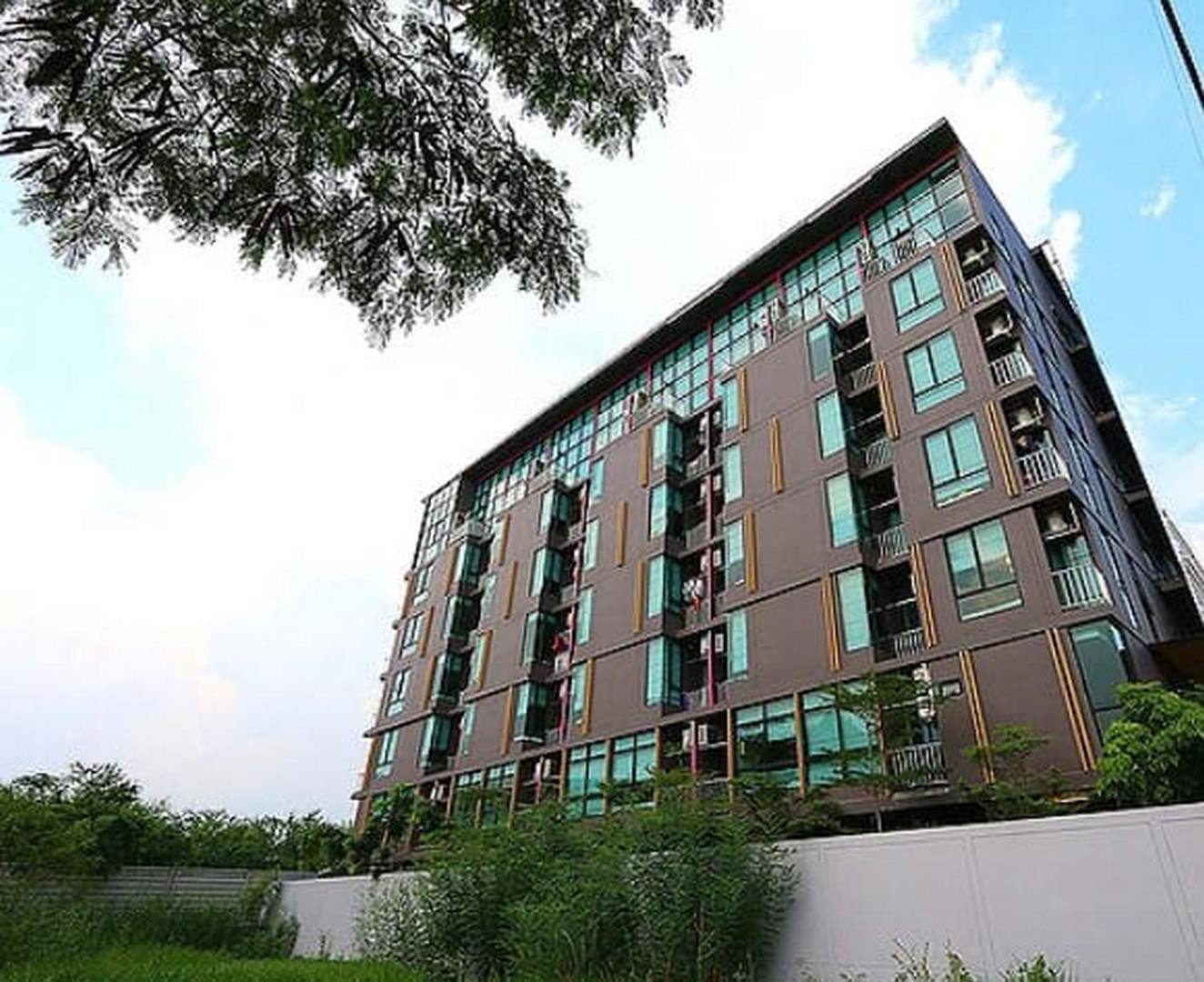 วาร์ซอณ-เรสซิเด้นท์---ประเวศ-กรุงเทพมหานคร-(-SPC-Flooring-)